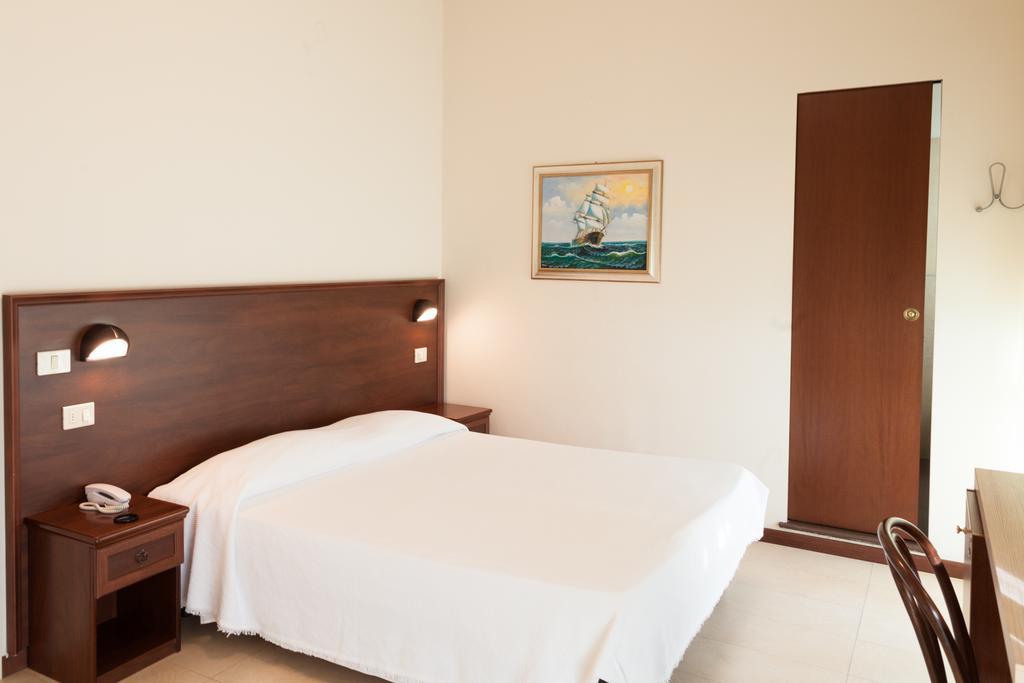 Hotel Metropol Pesaro Eksteriør billede